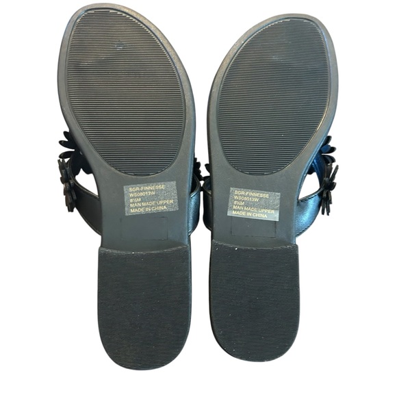 Sugar Black  Flat Thong Sandals Floral Band NEW Size 8.5 - Picture 9 of 10